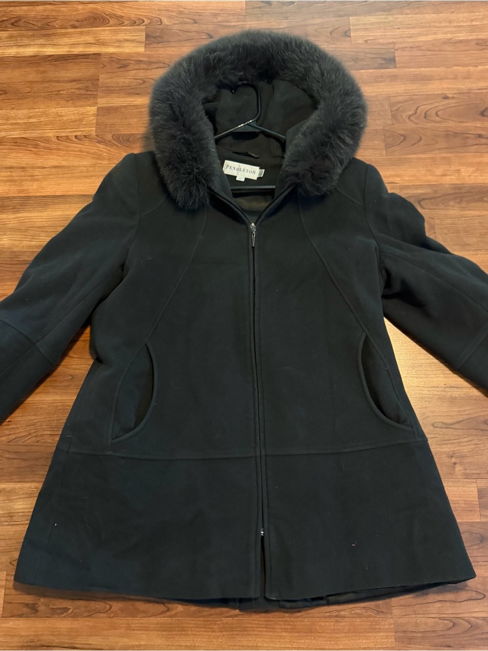 Pendleton gray wool coat real fox fur-trimmed hood full zip closure size large